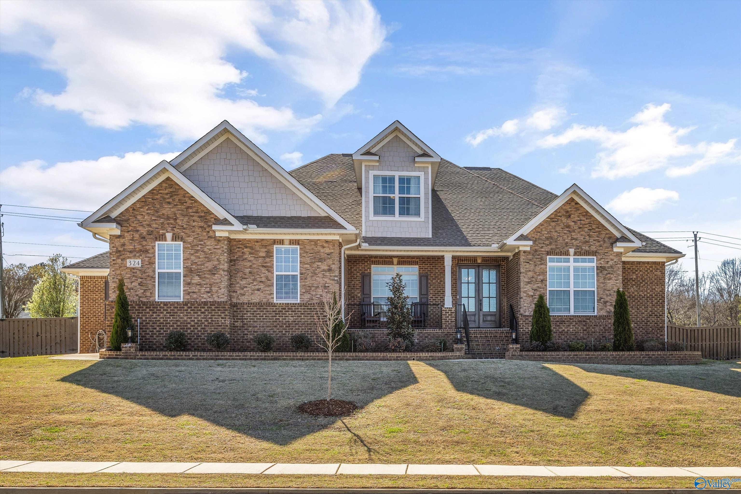 12 homes for sale right here in the Huntsville area 2 Photo of Huntsville