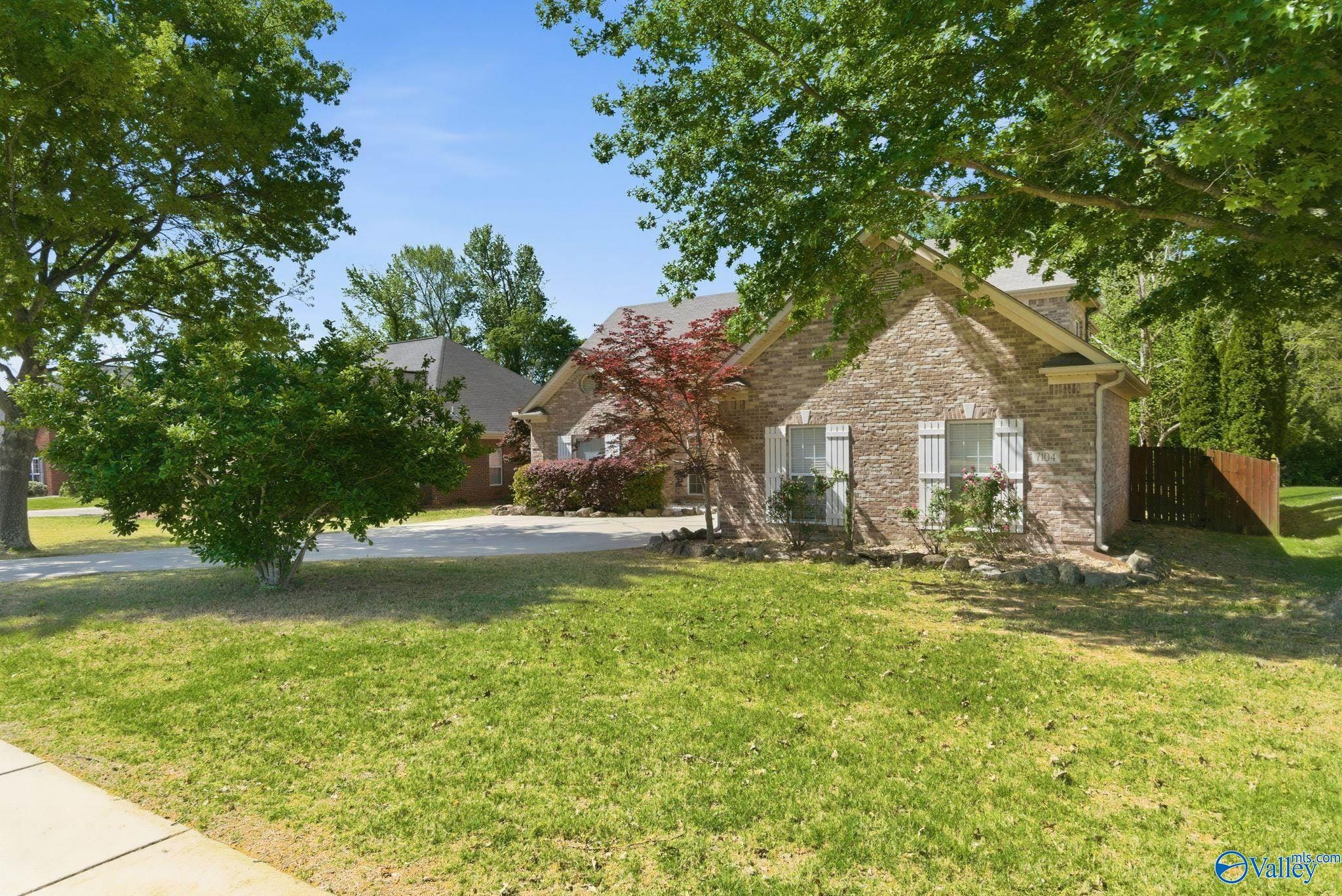 Photo of  Owens Cross Roads