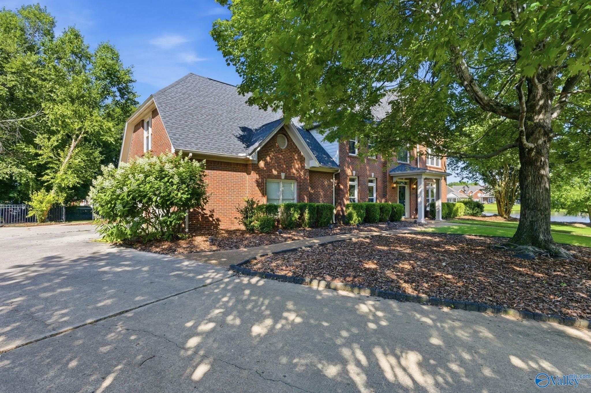 Huntsville: Find Your New Dream Home - July 4, 2026 8 Photo of Owens Cross Roads