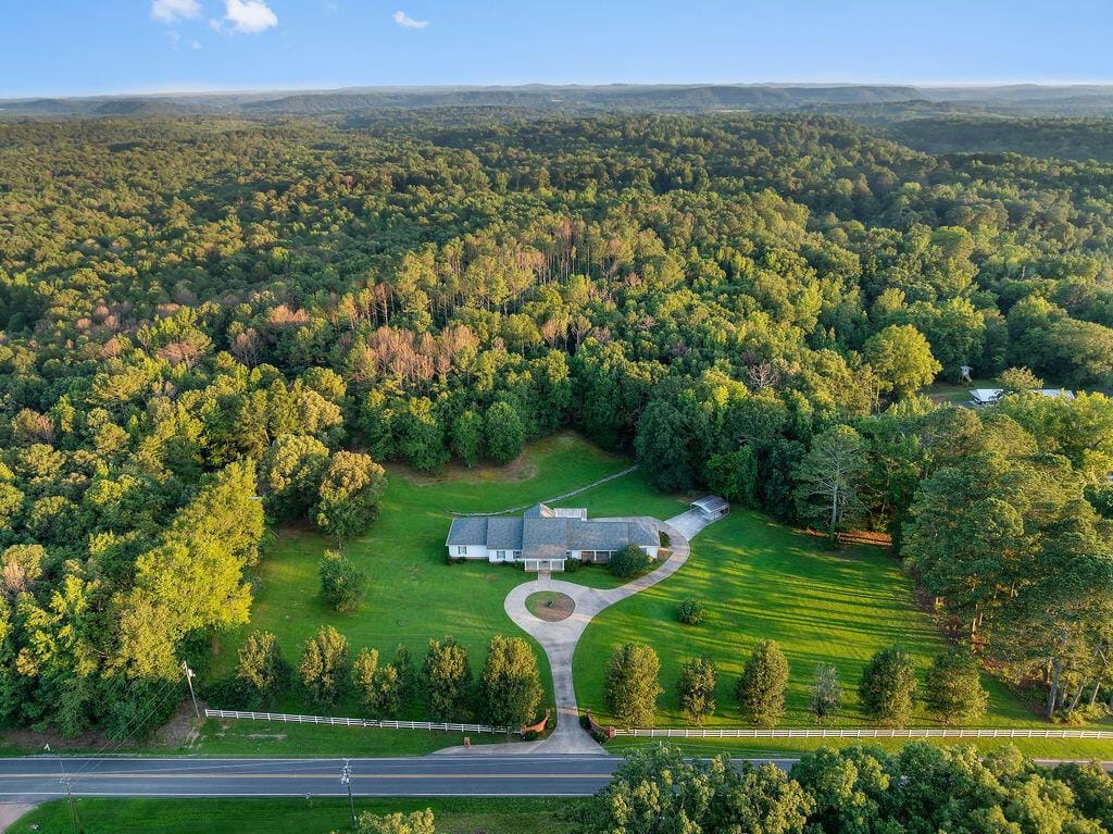 Real Estate Photo Of 5746 Old Birmingham Jasper