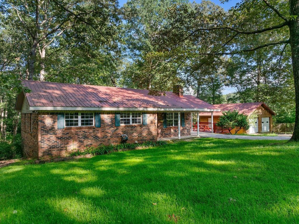 Real Estate Photo Of 156 Barham Jasper