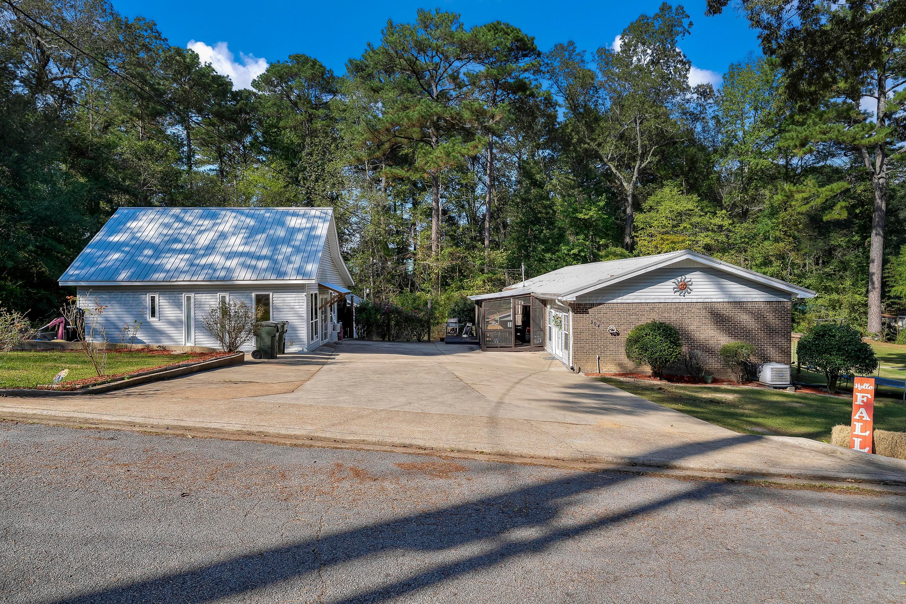 Real Estate Photo Of 304 6Th Jasper