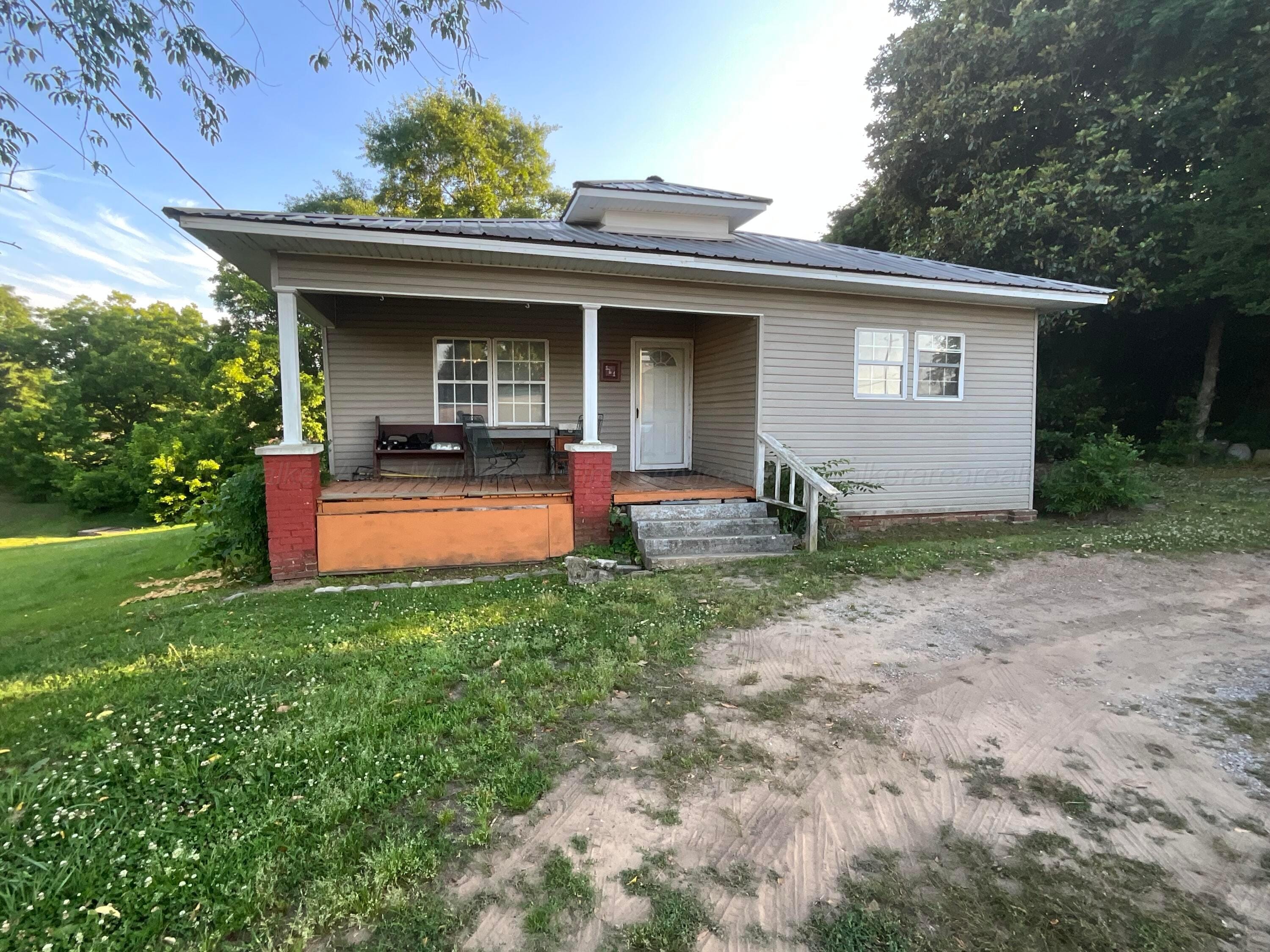Real Estate Photo Of 161 7Th Nw Carbon Hill