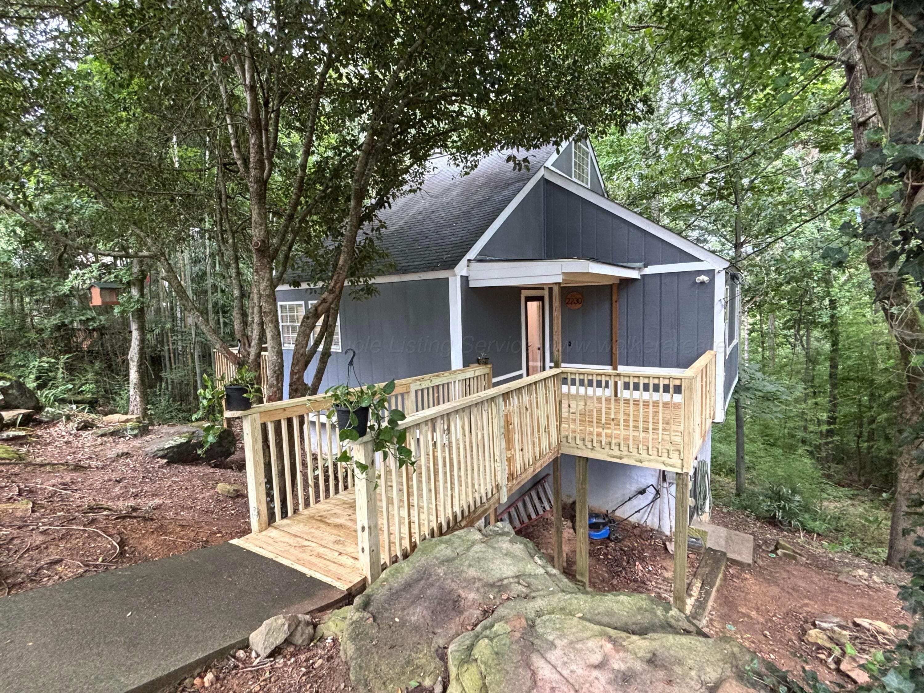 Real Estate Photo Of 2230 Mountain View Birmingham