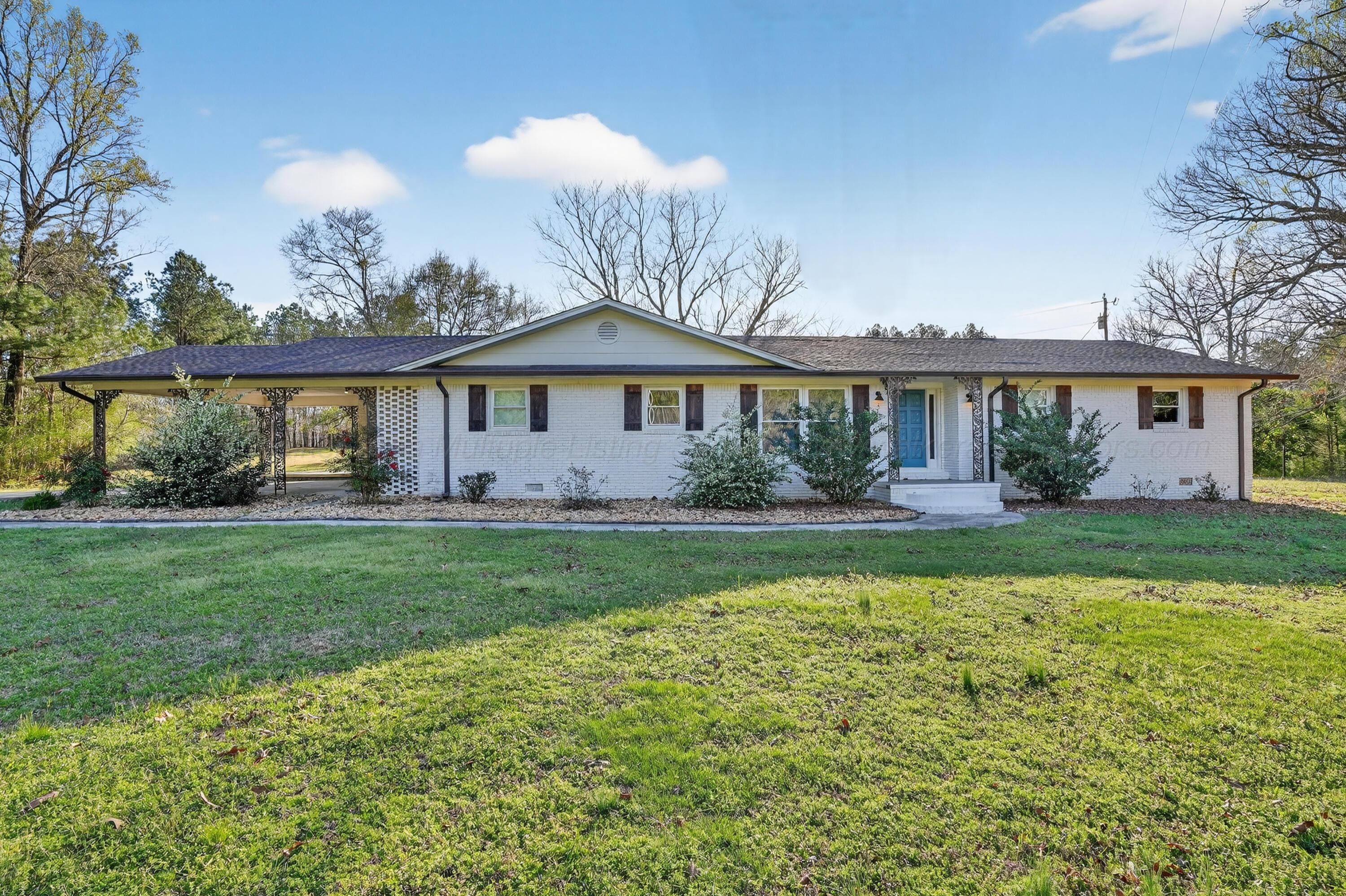 Photo Of 447 County Road 3945 Arley